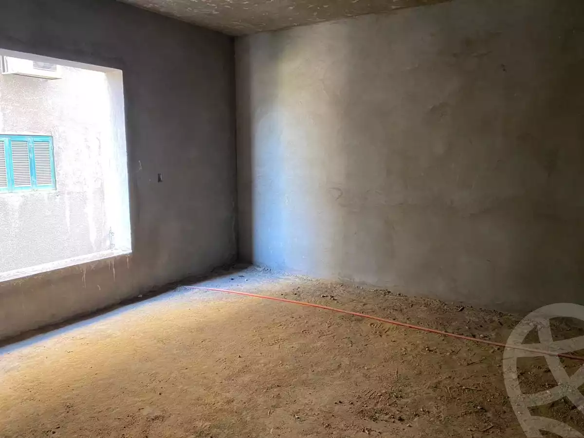https://aqarmap.com.eg/ar/listing/4057158-for-sale-cairo-mokattam-compounds-kmbwnd-sy-gnym-jrwb