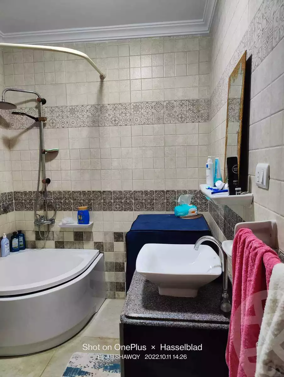 https://aqarmap.com.eg/en/listing/4059672-for-sale-alexandria-el-hanouvel-kasr-al-quiri-st-1