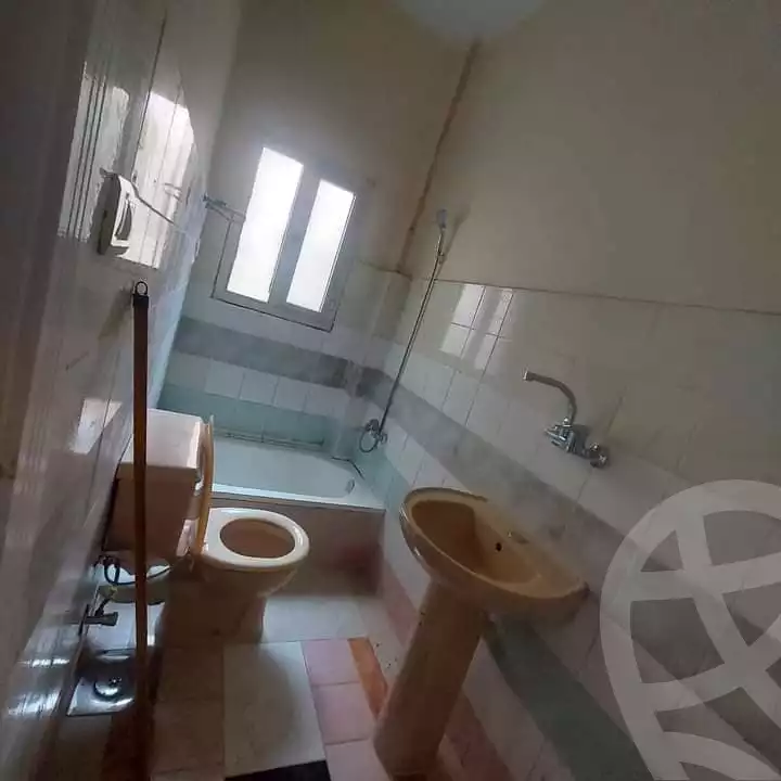 https://aqarmap.com.eg/en/listing/4060028-for-sale-alexandria-rs-ltyn