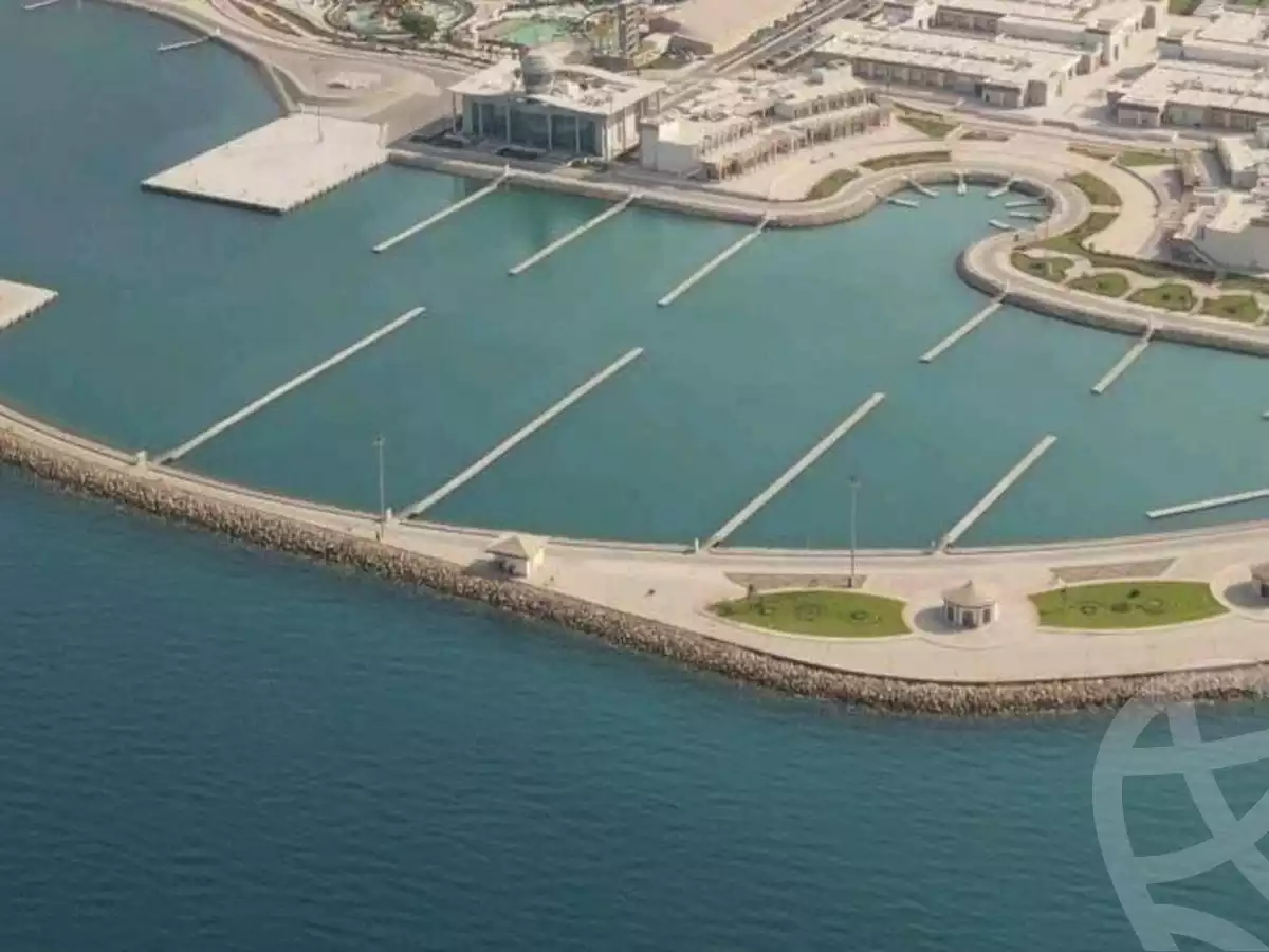 https://aqarmap.com.eg/en/listing/5303014-for-sale-ain-elsokhna-mdyn-ljll-ljdyd-byl-fyntw