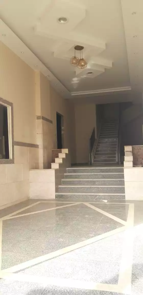 https://aqarmap.com.eg/ar/listing/4065702-for-sale-cairo-el-shorouk-lhy-lwl-shrq-neighborhood-1