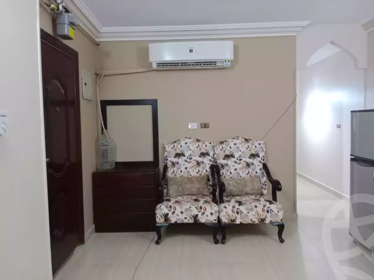 https://aqarmap.com.eg/ar/listing/4066378-for-rent-cairo-ain-shams-yn-shms-lgrby-shr-l-zb-frj