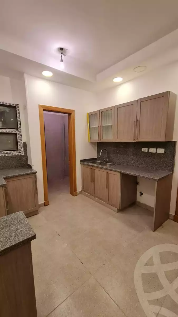 https://aqarmap.com.eg/ar/listing/4067197-for-rent-cairo-el-sheikh-zayed-city-compounds-in-sheikh-zayed-beverly-hills