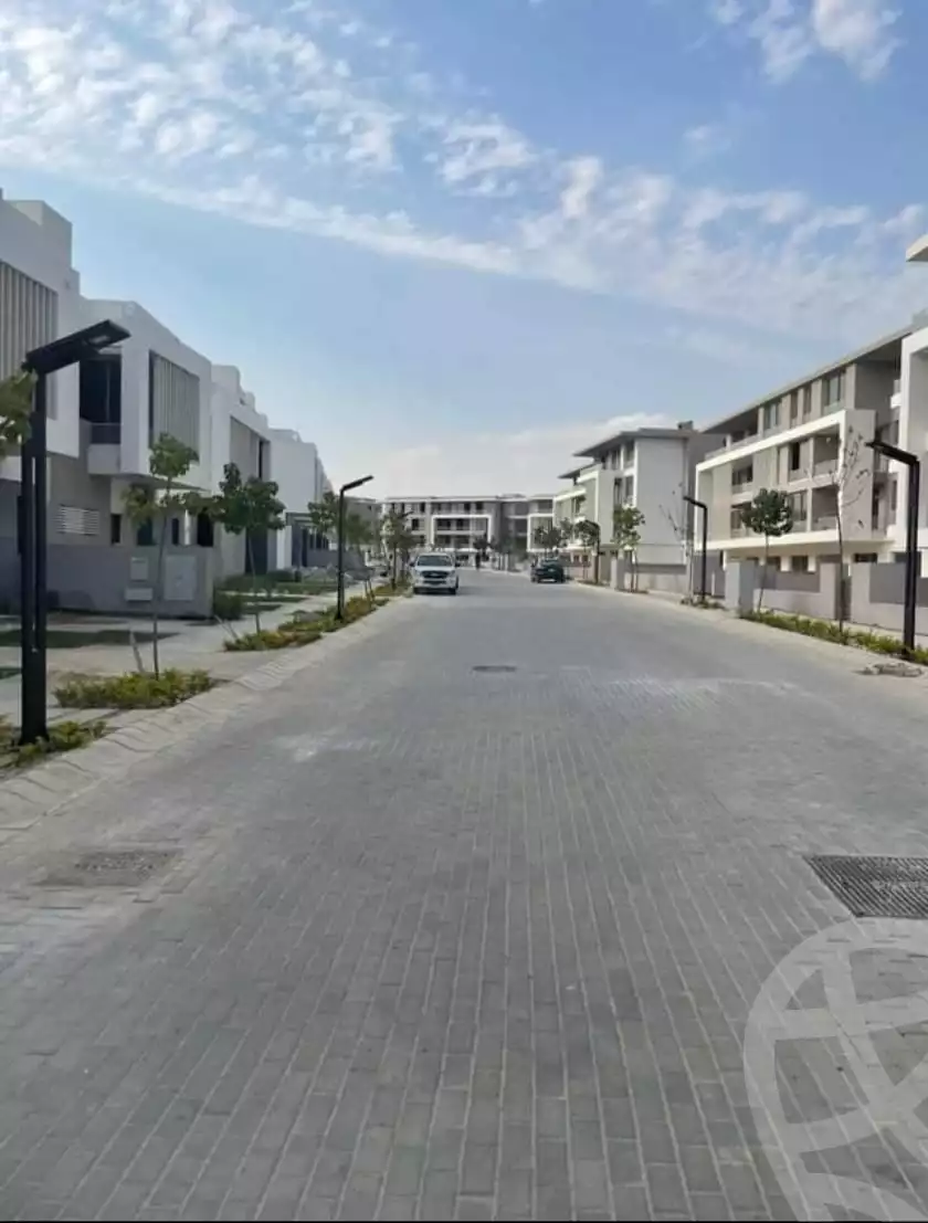https://aqarmap.com.eg/en/listing/4067435-for-sale-cairo-alex-cairo-desert-road-kmbwnd-fy-tryq-skndry-lshrwy-joulz-compound-inertia