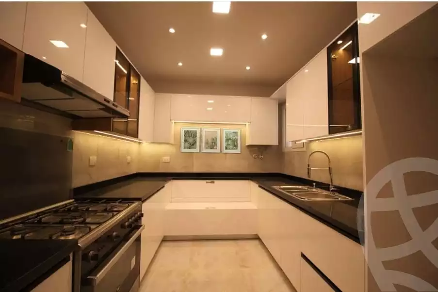 https://aqarmap.com.eg/ar/listing/4067569-for-sale-cairo-6th-of-october-compound-october-plaza