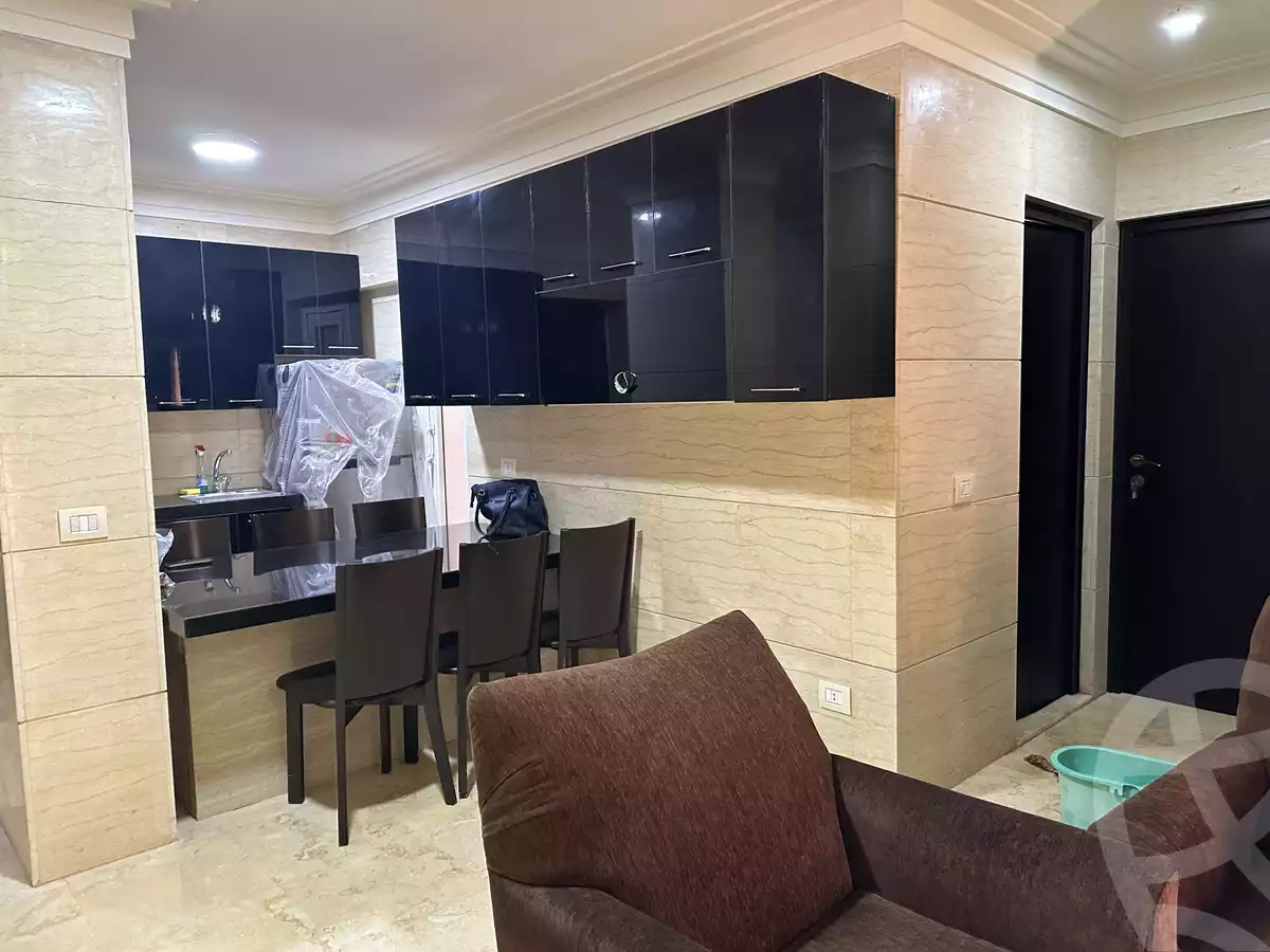 https://aqarmap.com.eg/ar/listing/3985784-for-sale-cairo-mdynty-eleventh-zone-buildings-group-112