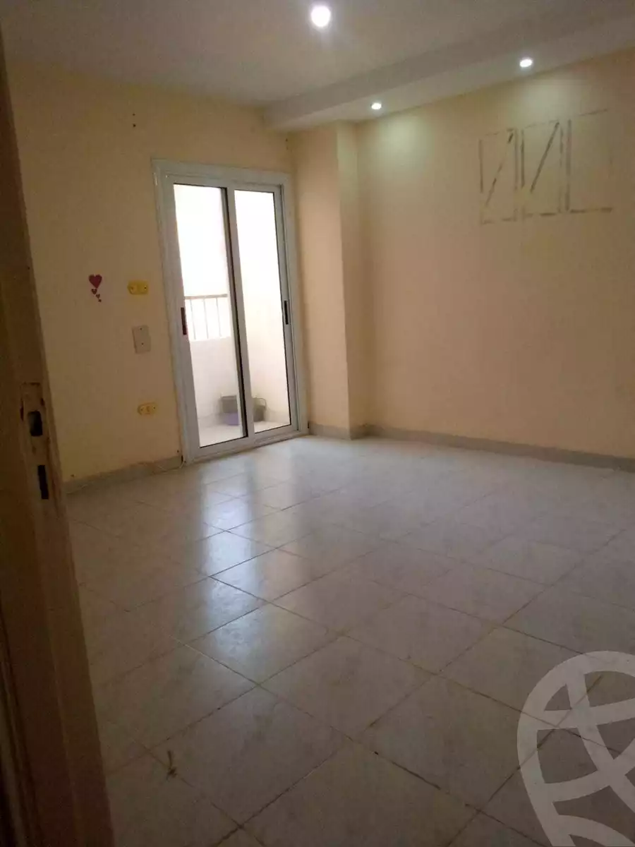 https://aqarmap.com.eg/ar/listing/4070185-for-rent-cairo-helwan-mnshy-yn-hlwn-rael-st