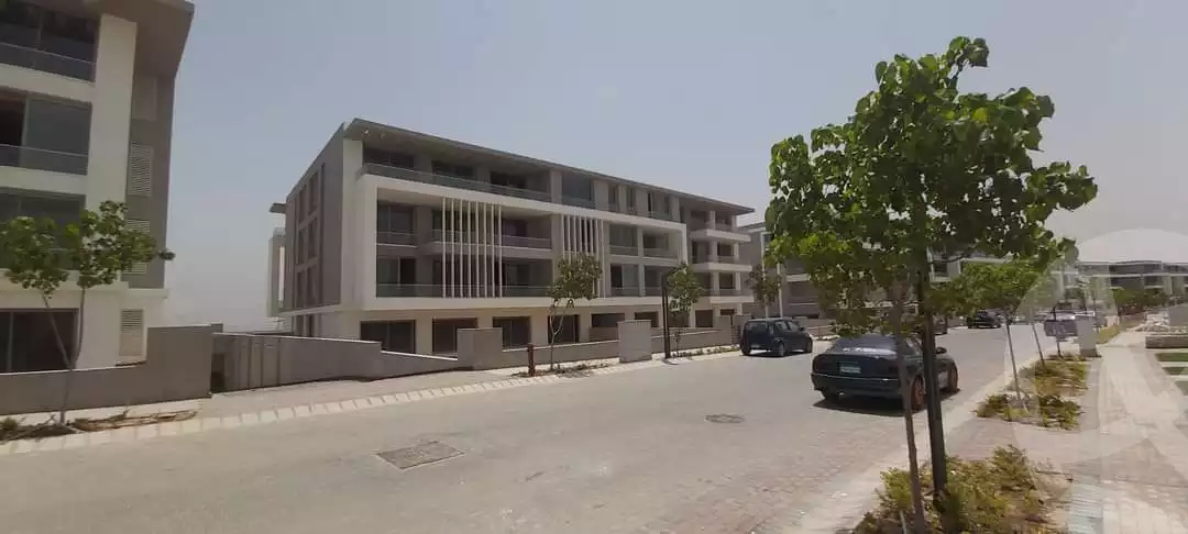https://aqarmap.com.eg/en/listing/4070376-for-sale-cairo-alex-cairo-desert-road-kmbwnd-fy-tryq-skndry-lshrwy-joulz-compound-inertia
