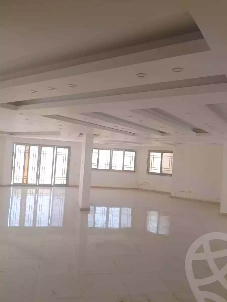 https://aqarmap.com.eg/ar/listing/4070457-for-sale-alexandria-el-montazah-el-malek-st