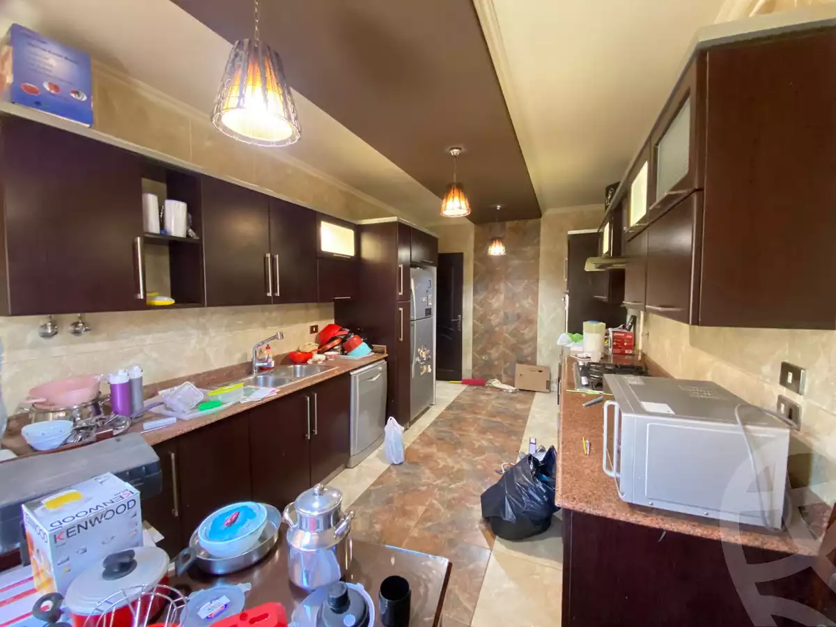 https://aqarmap.com.eg/en/listing/4071040-for-sale-cairo-el-sheikh-zayed-city-compounds-greens