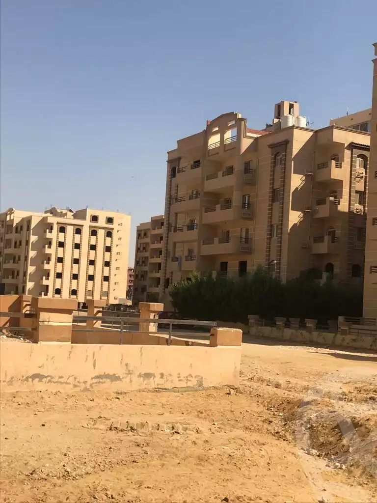 https://aqarmap.com.eg/en/listing/4071646-for-sale-cairo-6th-of-october-ganob-el-ahyaaa-family-housing-al-kahraba-st