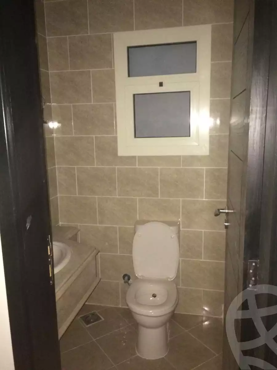 https://aqarmap.com.eg/ar/listing/4072411-for-sale-cairo-el-sheikh-zayed-city-compounds-dh-drys
