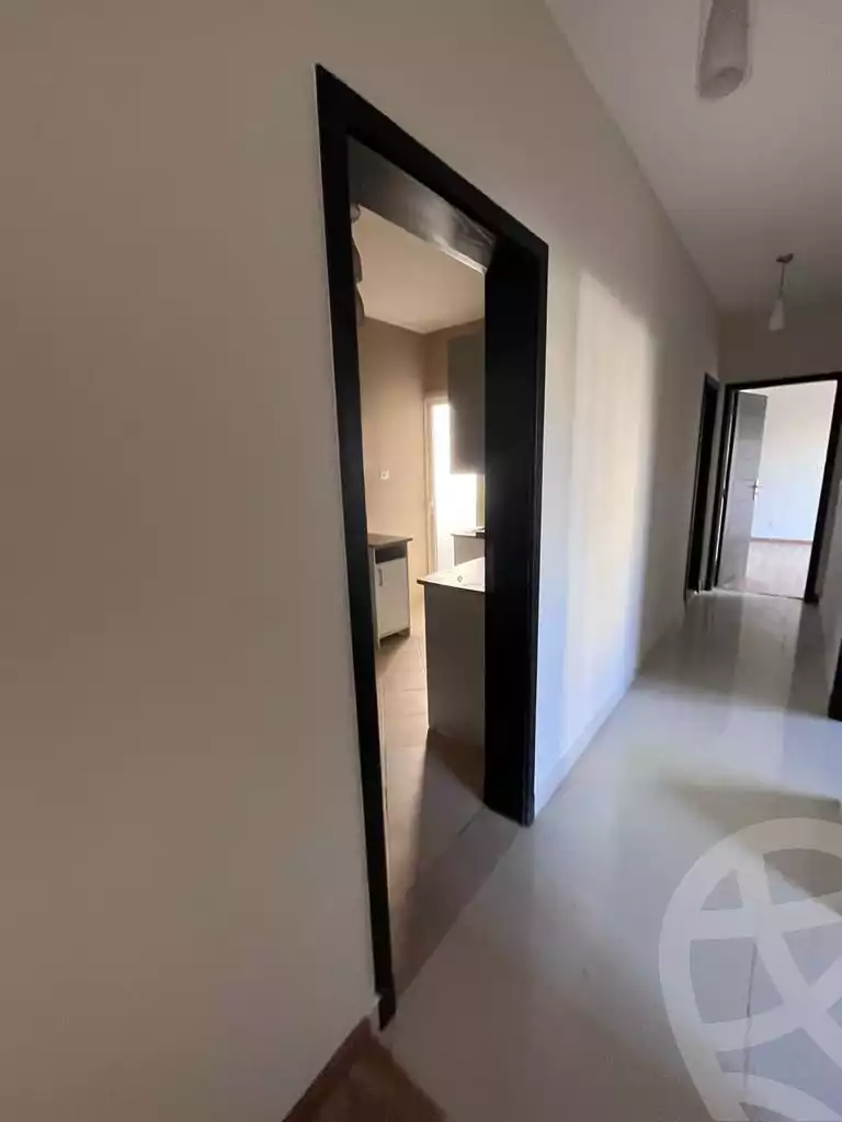 https://aqarmap.com.eg/ar/listing/4072411-for-sale-cairo-el-sheikh-zayed-city-compounds-dh-drys