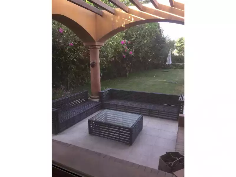 https://aqarmap.com.eg/ar/listing/4072629-for-rent-cairo-6th-of-october-compound-palm-hills-october