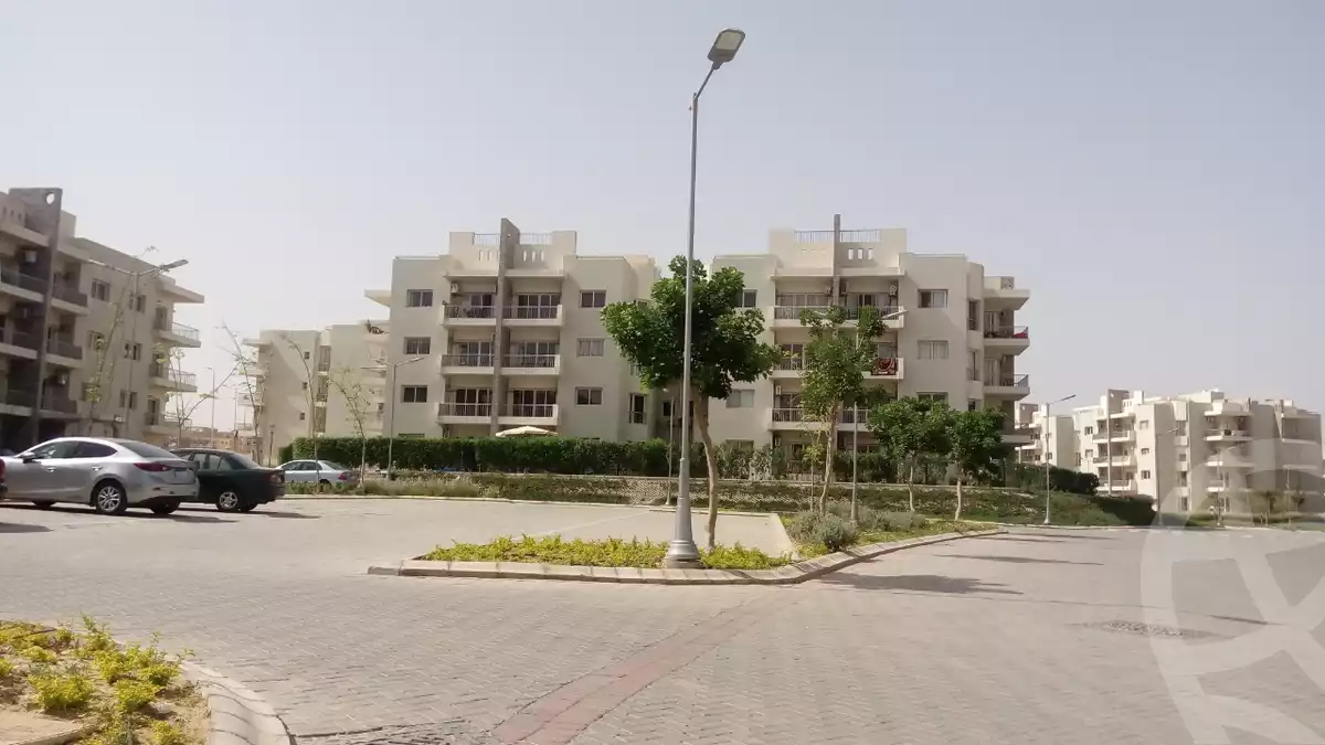 https://aqarmap.com.eg/ar/listing/4072894-for-sale-cairo-el-sheikh-zayed-city-compounds-dh-drys