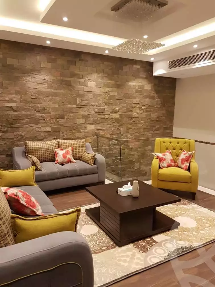 https://aqarmap.com.eg/en/listing/4073627-for-rent-cairo-el-sheikh-zayed-city-compounds-kmbwnd-wyst-twn-swdyk