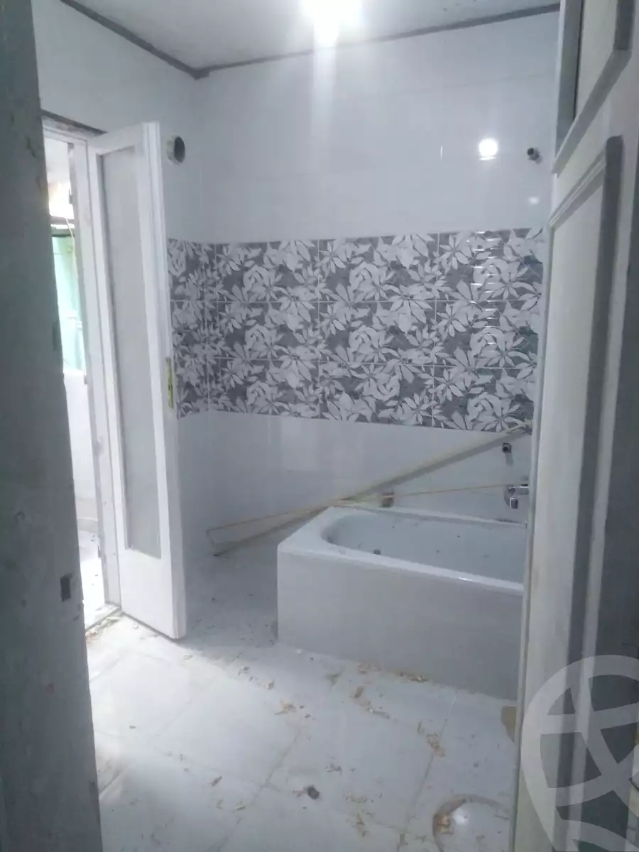https://aqarmap.com.eg/en/listing/4076647-for-rent-cairo-manial-el-rawda-st
