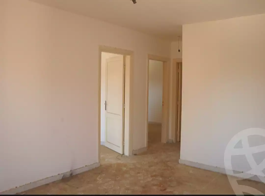 https://aqarmap.com.eg/ar/listing/4082364-for-sale-cairo-6th-of-october-ganob-el-ahyaaa-youth-housing-63m
