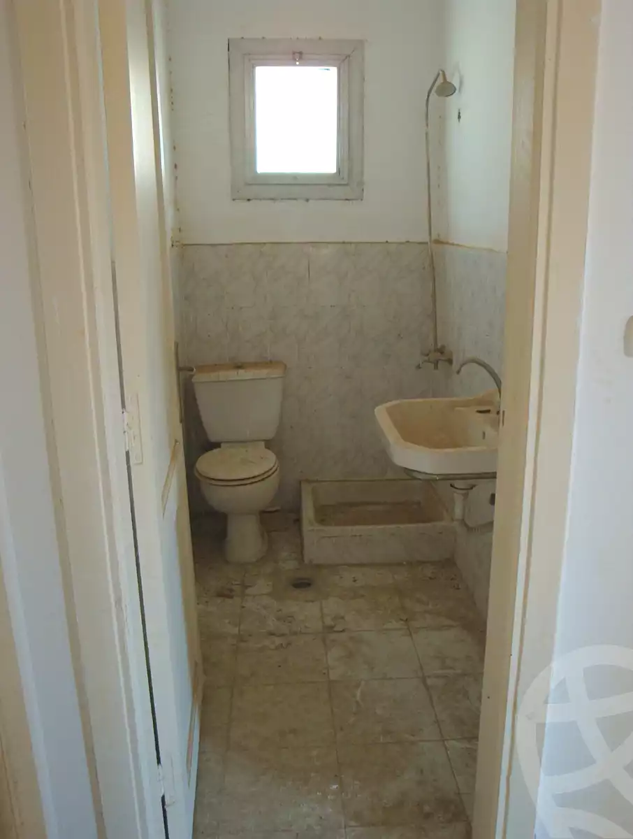 https://aqarmap.com.eg/ar/listing/4082364-for-sale-cairo-6th-of-october-ganob-el-ahyaaa-youth-housing-63m