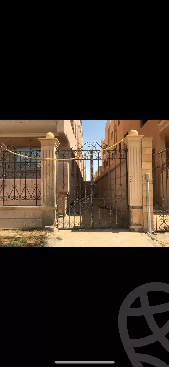 https://aqarmap.com.eg/en/listing/4084405-for-sale-cairo-el-shorouk-lhy-lthny-shrq-neighborhood-1