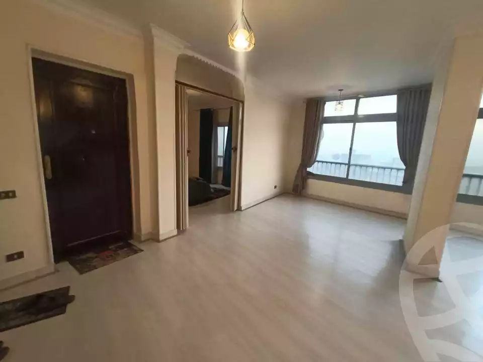 https://aqarmap.com.eg/en/listing/4084548-for-sale-cairo-mokattam-el-naforah-square