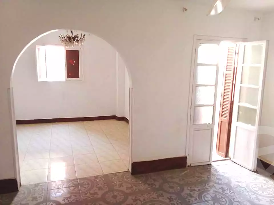 https://aqarmap.com.eg/ar/listing/4084664-for-sale-cairo-shoubra-ltr-lbwlqy-teraat-al-galad-st