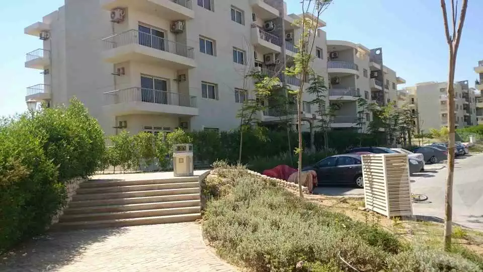 https://aqarmap.com.eg/ar/listing/4085606-for-sale-cairo-el-sheikh-zayed-city-compounds-dh-drys