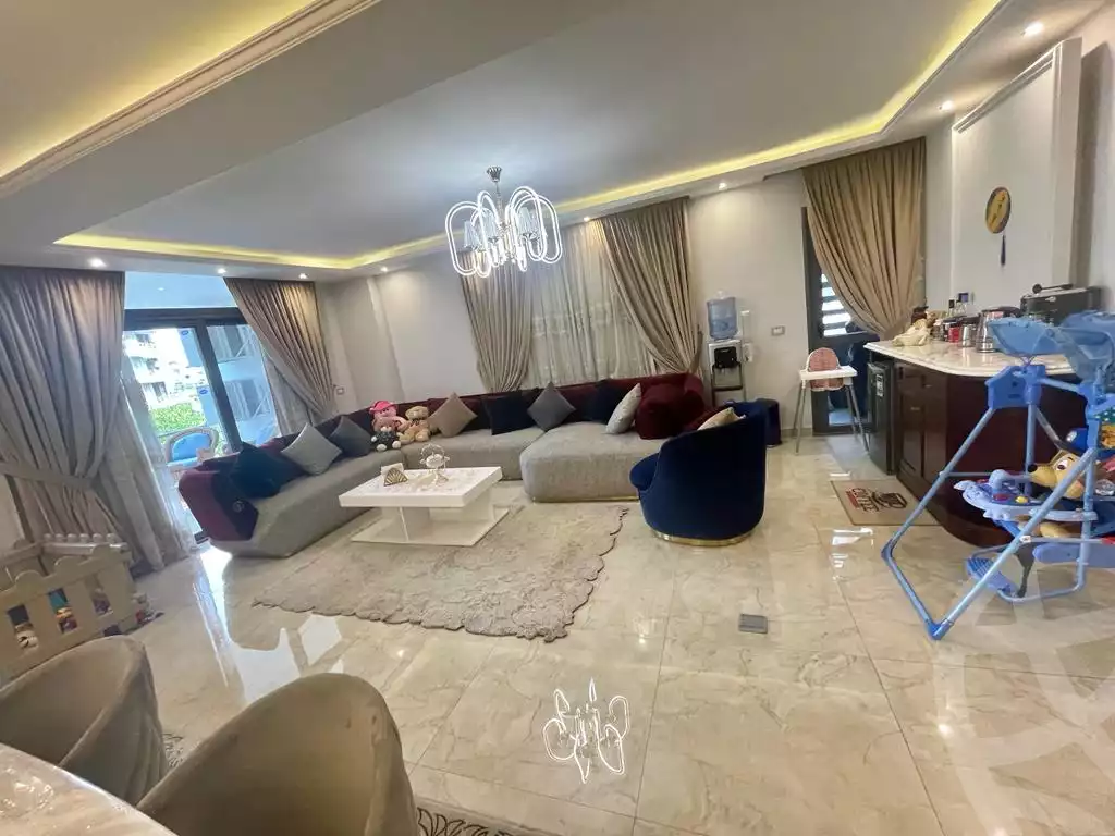 https://aqarmap.com.eg/en/listing/4087971-for-sale-cairo-new-cairo-compounds-taj-sultan