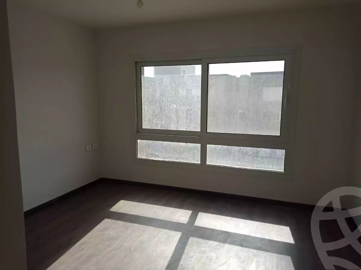 https://aqarmap.com.eg/en/listing/4091505-for-sale-cairo-el-sheikh-zayed-city-compounds-in-sheikh-zayed-etapa