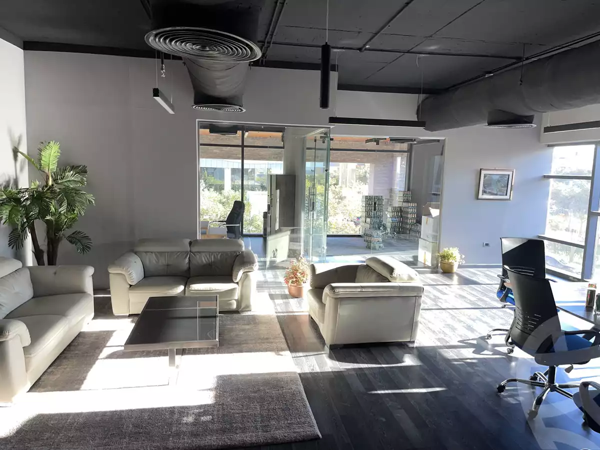 https://aqarmap.com.eg/en/listing/4091640-for-sale-cairo-el-sheikh-zayed-city-compounds-in-sheikh-zayed-the-polygon