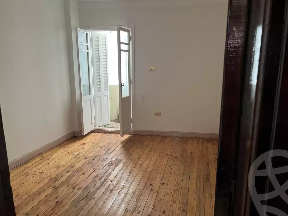 https://aqarmap.com.eg/en/listing/4096435-for-rent-alexandria-fyktwry-shr-jml-bd-lnsr