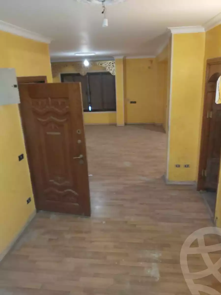 https://aqarmap.com.eg/en/listing/4097775-for-rent-cairo-mokattam-shareaa-9