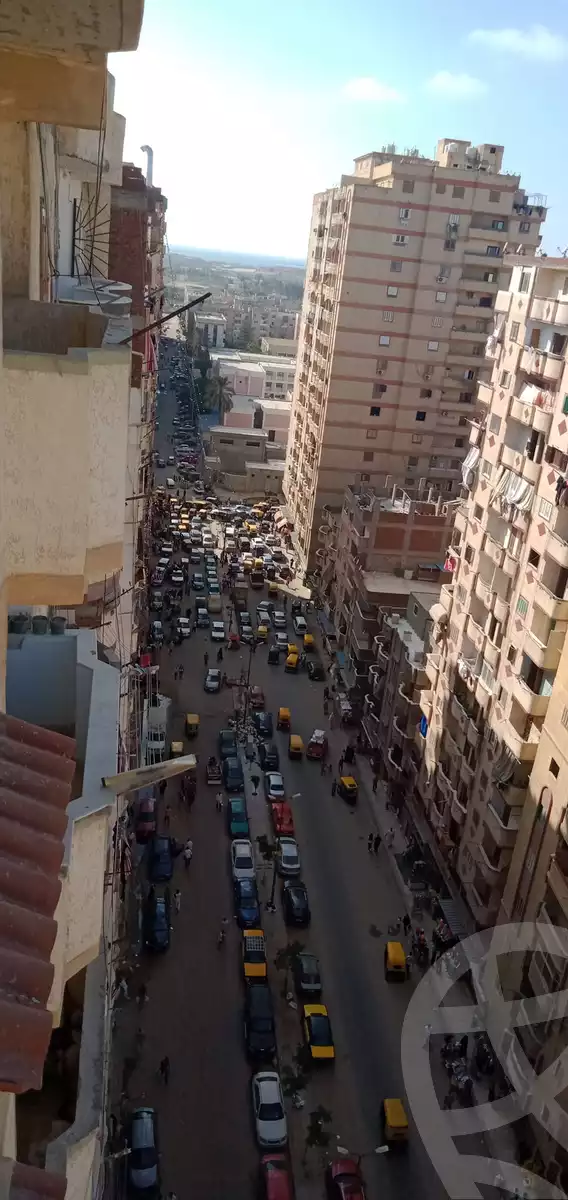 https://aqarmap.com.eg/en/listing/4100434-for-rent-alexandria-bw-qyr-street-25