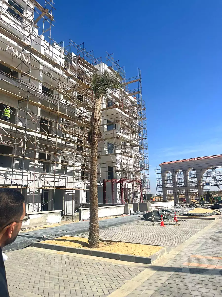 https://aqarmap.com.eg/en/listing/4100633-for-sale-cairo-el-sheikh-zayed-city-compounds-kmbwnd-fyldj-wyst-dr-llttwyr