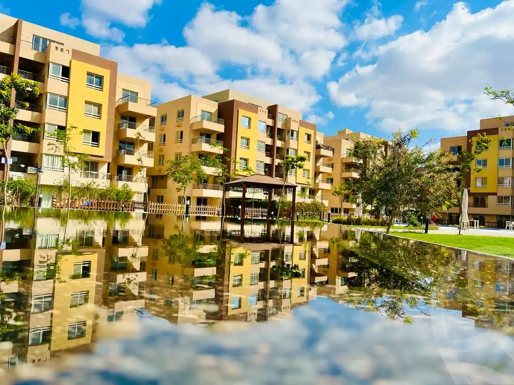 https://aqarmap.com.eg/en/listing/4102498-for-sale-cairo-6th-of-october-compound-promenade-residence