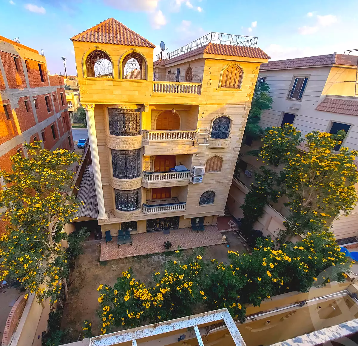 https://aqarmap.com.eg/ar/listing/4103342-for-sale-cairo-el-shorouk-lhy-lts-neighbourhood-2-street-22