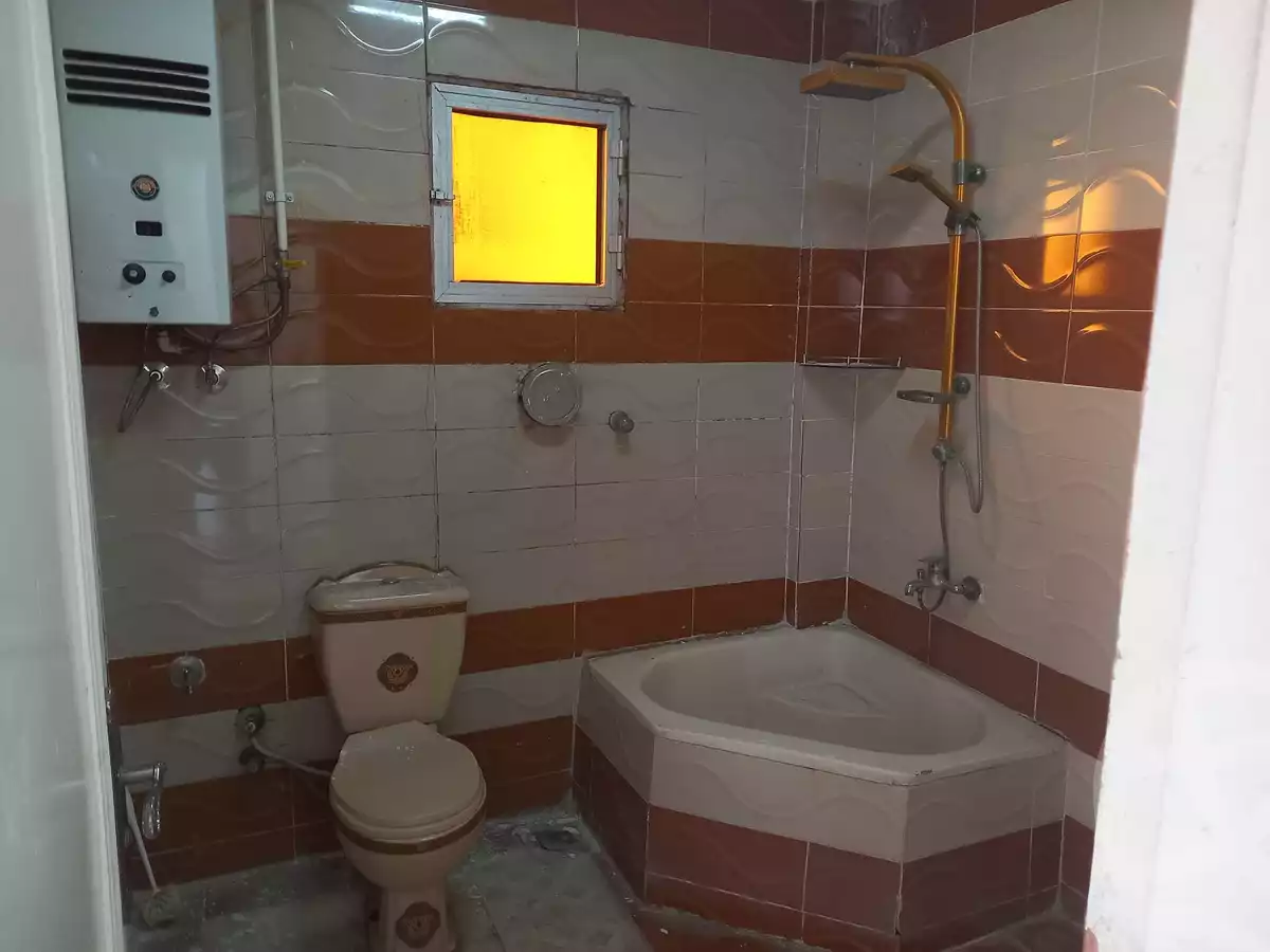 https://aqarmap.com.eg/ar/listing/4104363-for-sale-alexandria-bw-qyr-masaken-al-dobat-st