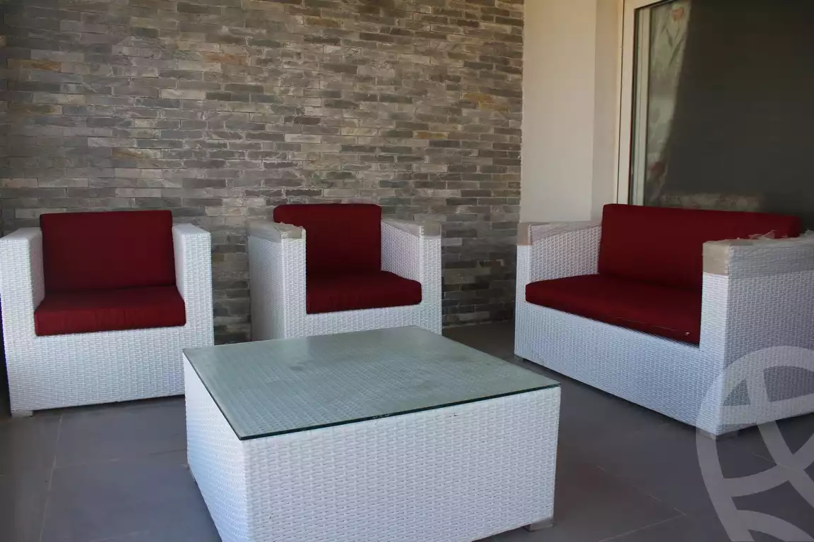 https://aqarmap.com.eg/en/listing/4104432-for-sale-amwaj-1