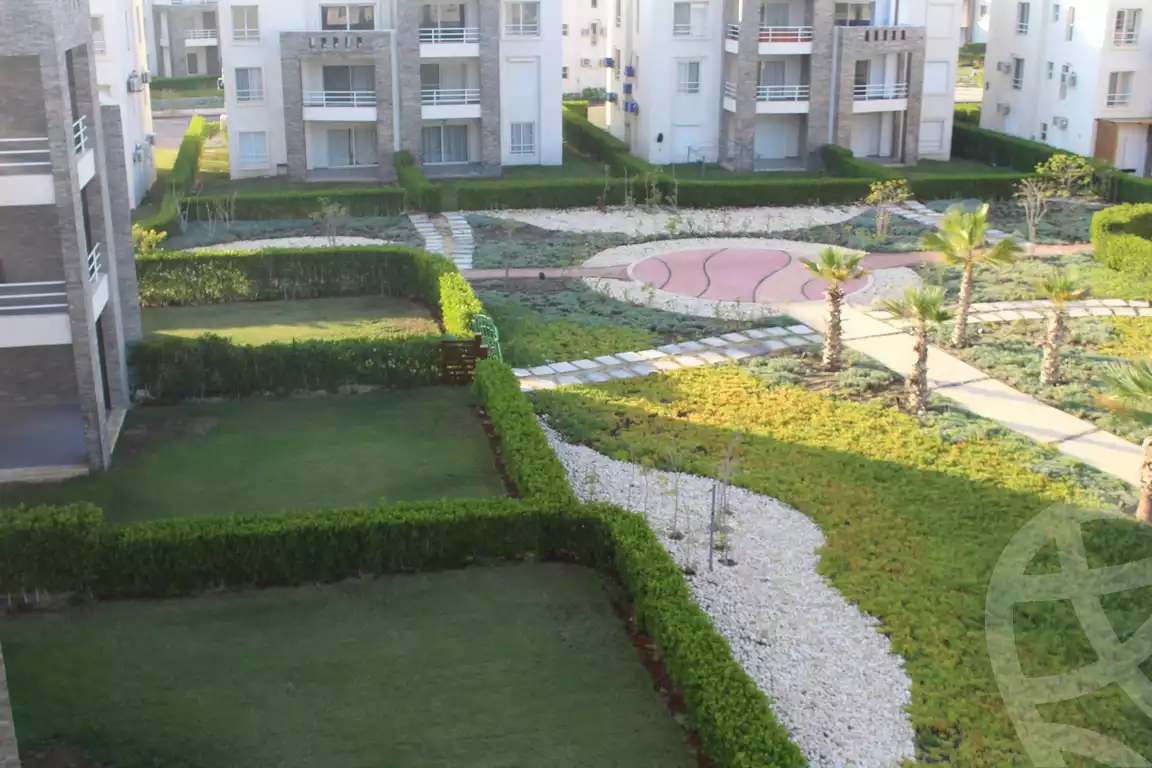 https://aqarmap.com.eg/en/listing/4104432-for-sale-amwaj-1