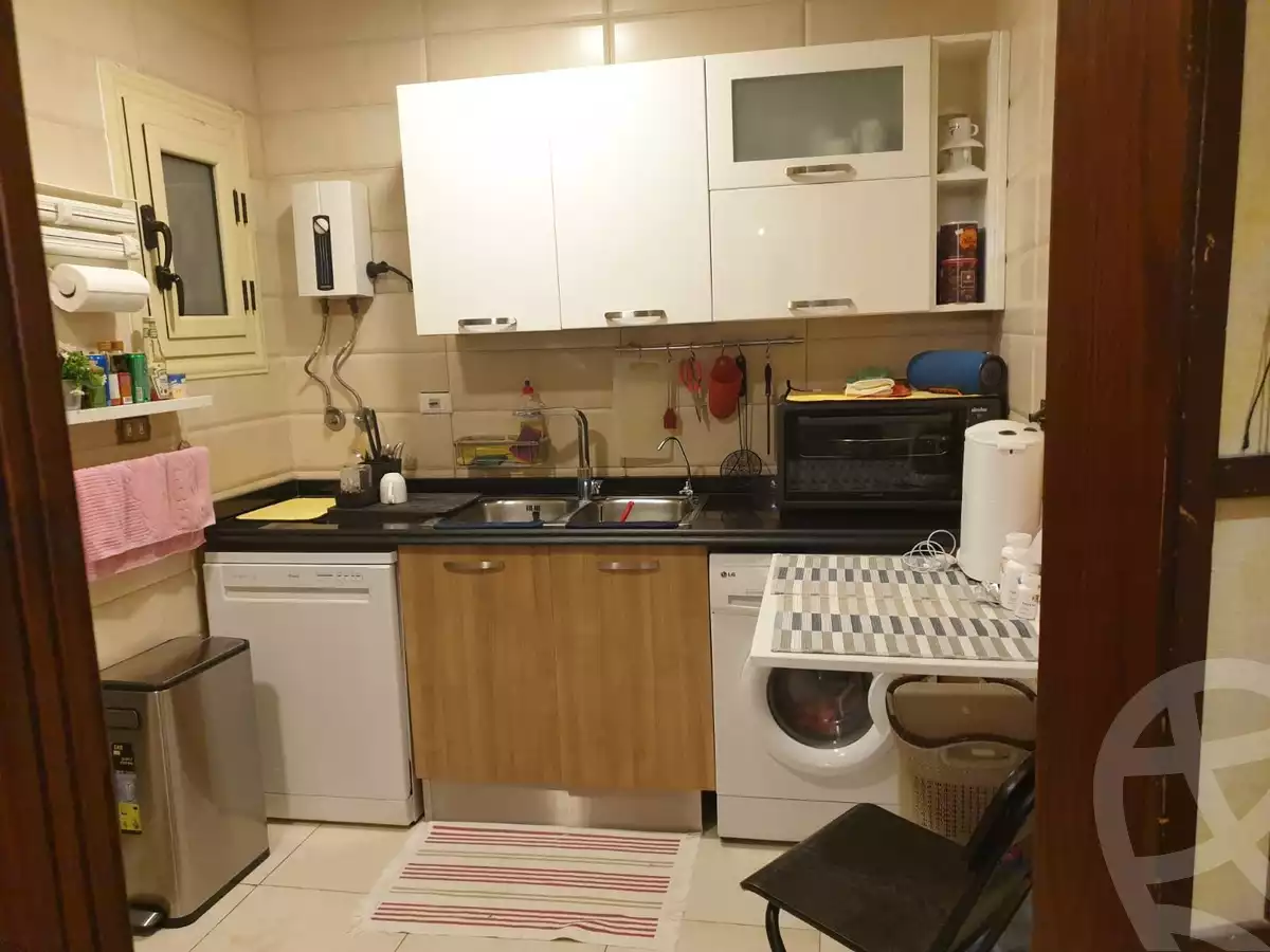 https://aqarmap.com.eg/en/listing/4107729-for-sale-alexandria-kafr-abdo-sant-giyn-st