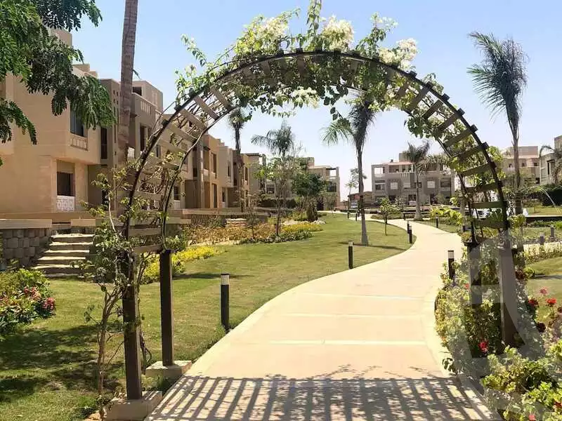 https://aqarmap.com.eg/en/listing/4110725-for-sale-cairo-6th-of-october-compound-green-4