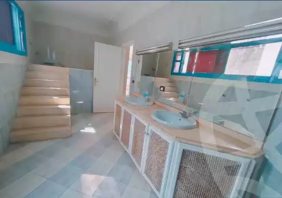 https://aqarmap.com.eg/ar/listing/4110876-for-rent-alexandria-fleming-naeel-mansour-st