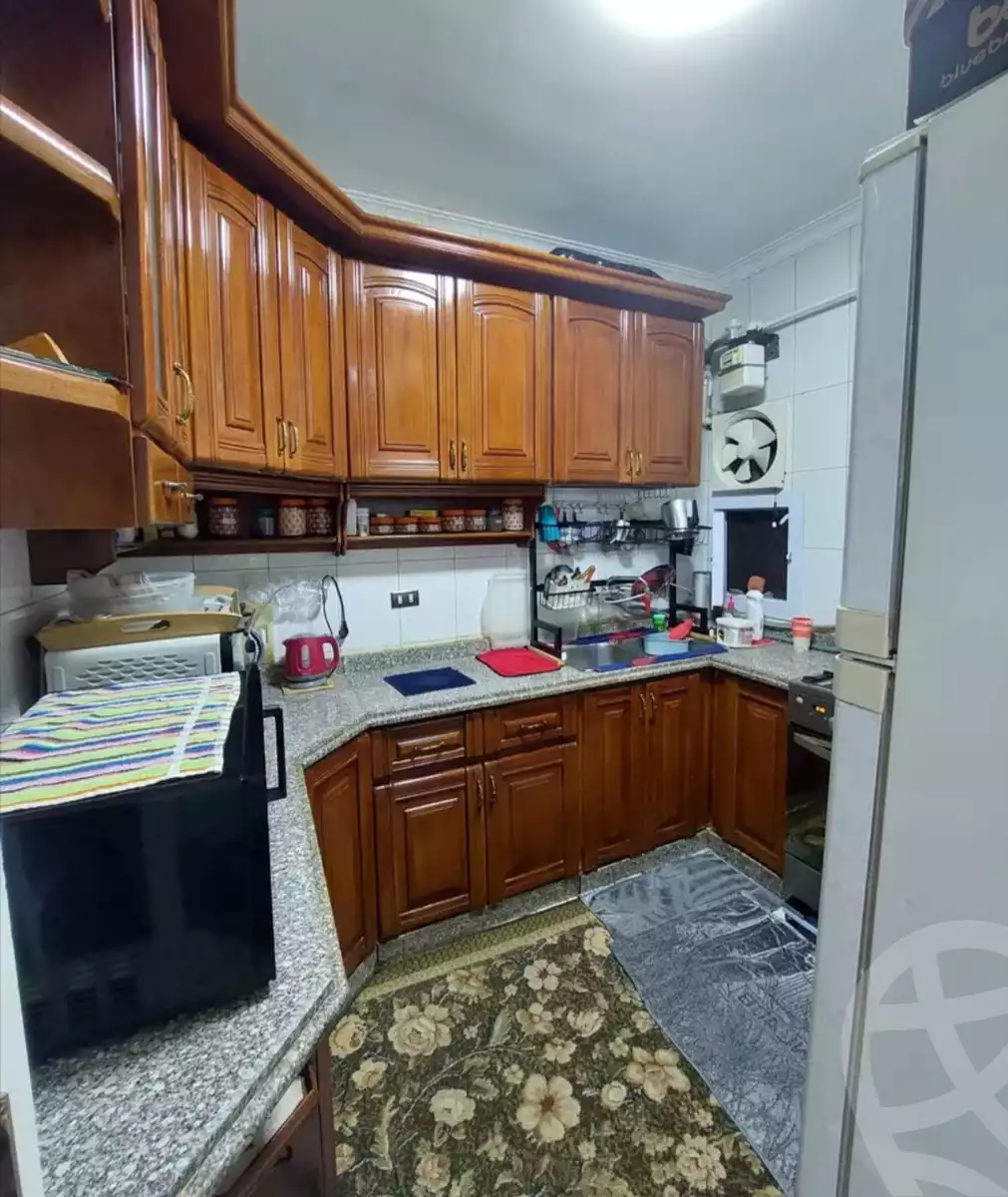 https://aqarmap.com.eg/ar/listing/4111335-for-sale-cairo-downtown-bab-el-sheareya-sengar-al-srour-st
