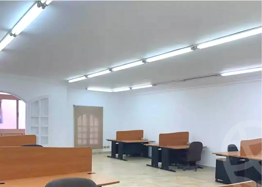 https://aqarmap.com.eg/en/listing/4111642-for-rent-cairo-mokattam-shareaa-9