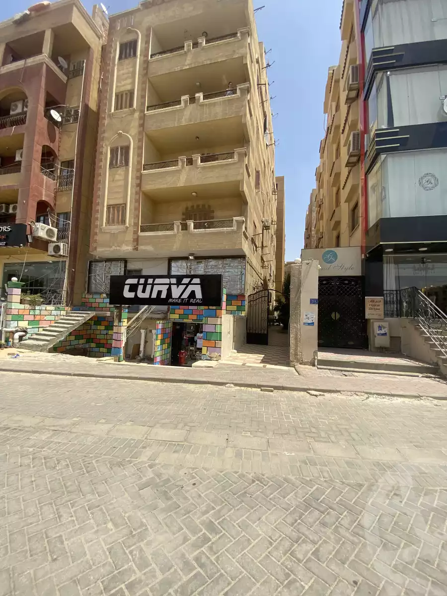 https://aqarmap.com.eg/ar/listing/4112466-for-rent-cairo-6th-of-october-lhsry