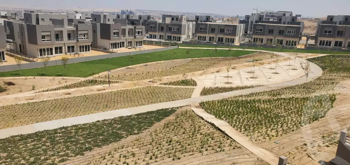 https://aqarmap.com.eg/en/listing/4114466-for-sale-cairo-el-sheikh-zayed-city-compounds-in-sheikh-zayed-etapa