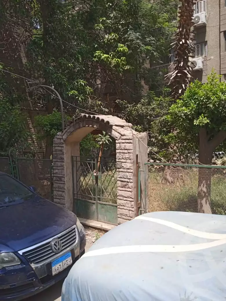 https://aqarmap.com.eg/en/listing/4114718-for-sale-cairo-shoubra-jzyr-bdrn-ibn-al-rashid-st