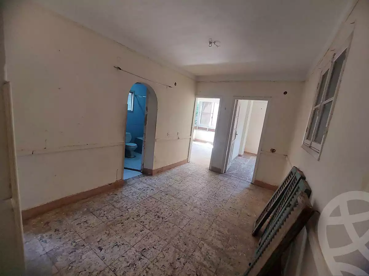 https://aqarmap.com.eg/ar/listing/4115724-for-sale-cairo-shoubra-lkhlfwy-ahmed-el-rashidy-st