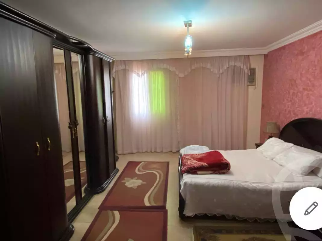 https://aqarmap.com.eg/ar/listing/4115892-for-rent-cairo-mokattam-lhdb-l-ly-adly-el-melegy-st