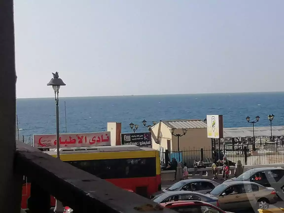 https://aqarmap.com.eg/ar/listing/4117139-for-sale-alexandria-glim-shr-ljysh